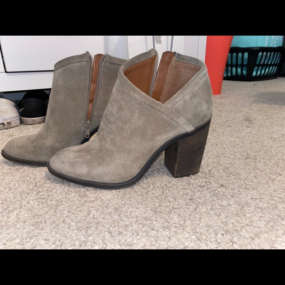Lucky Brand Salas Nude Tan Suede Heeled Booties